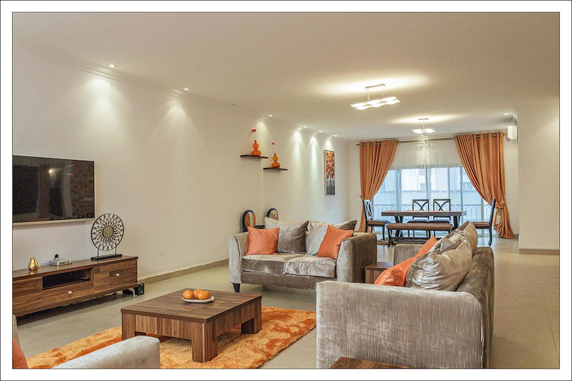 Reeve Court Apartment Lagos Bagian luar foto